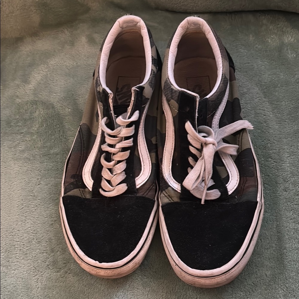 Vans Men's Black and Camouflage Sneakers 7.5 pristine preowned